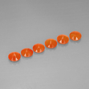 カラットの天然レッドオレンジカーネリアン（5.10 mm・透明）