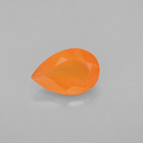 1.29カラットの天然オレンジカーネリアン（9.1×6.1 mm・透明）