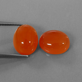 カラットの天然オレンジカーネリアン（10×8.2 mm・透明）