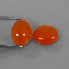 カラットの天然オレンジカーネリアン（10×8.2 mm・透明）