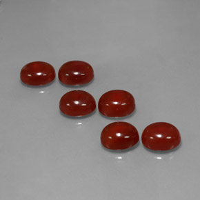 カラットの天然茶色がかった赤カーネリアン（12.1×10.1 mm・オーバルカット）