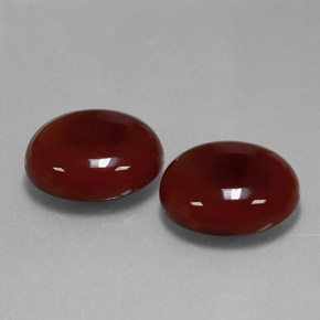 カラットの天然茶色がかった赤カーネリアン（14.1×12 mm・オーバルカット）