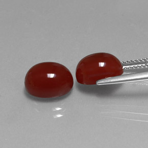 カラットの天然茶色がかった赤カーネリアン（9.9×7.9 mm・オーバルカット）