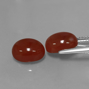 カラットの天然オレンジカーネリアン（10.1×8 mm・オーバルカット）