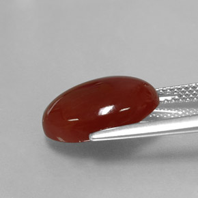 5.28カラットの天然レッドオレンジカーネリアン（13.7×10 mm・オーバルカット）