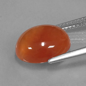 4.54カラットの天然オレンジカーネリアン（12.2×10.2 mm・透明）