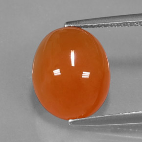 5.15カラットの天然オレンジカーネリアン（12.3×10.2 mm・オーバルカット）