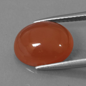 4.06カラットの天然オレンジカーネリアン（12.1×10 mm・オーバルカット）