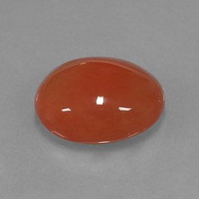 3.92カラットの天然レッドオレンジカーネリアン（12.2×10 mm・オーバルカット）