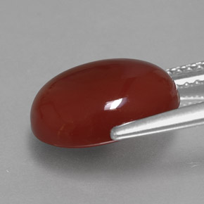 4.71カラットの天然茶色がかった赤カーネリアン（12×10 mm・オーバルカット）