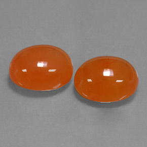 カラットの天然オレンジカーネリアン（11.1×9.1 mm・透明）