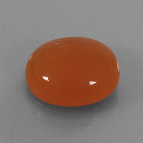 3.65カラットの天然オレンジカーネリアン（11.3×9.4 mm・透明）