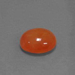 4.50カラットの天然オレンジカーネリアン（12.2×10.2 mm・オーバルカット）
