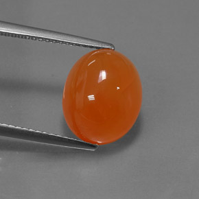 5.07カラットの天然オレンジカーネリアン（12.1×10 mm・オーバルカット）