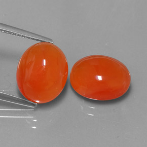 カラットの天然オレンジカーネリアン（11.2×9.1 mm・透明）