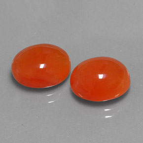 カラットの天然オレンジカーネリアン（11.2×9.1 mm・透明）