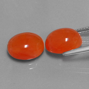カラットの天然オレンジカーネリアン（11.2×9.1 mm・透明）