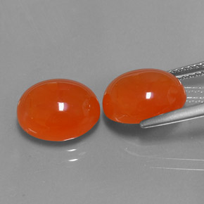 カラットの天然オレンジカーネリアン（11.2×9.2 mm・透明）