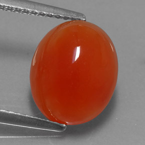4.00カラットの天然オレンジカーネリアン（11.3×9.2 mm・透明）