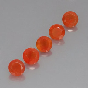 カラットの天然オレンジカーネリアン（5.03 mm・透明）