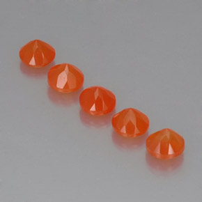 カラットの天然オレンジカーネリアン（5.00 mm・透明）