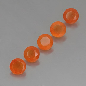 カラットの天然オレンジカーネリアン（5.08 mm・透明）