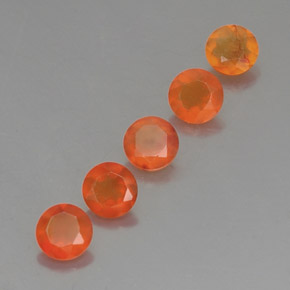 カラットの天然オレンジカーネリアン（5.07 mm・透明）