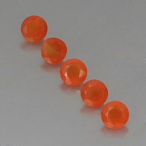 カラットの天然オレンジカーネリアン（5.10 mm・透明）