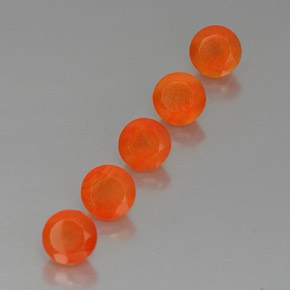カラットの天然オレンジカーネリアン（5.10 mm・透明）