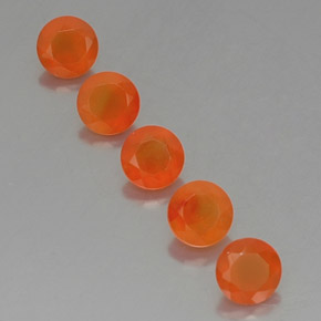カラットの天然オレンジカーネリアン（5.10 mm・透明）