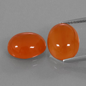 カラットの天然オレンジカーネリアン（11×9.1 mm・透明）