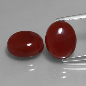 カラットの天然レッドカーネリアン（11×9.1 mm・オーバルカット）