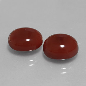 カラットの天然レッドカーネリアン（11×9.1 mm・オーバルカット）