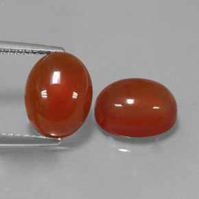 カラットの天然オレンジカーネリアン（10×7.9 mm・オーバルカット）