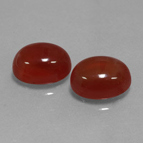 カラットの天然レッドカーネリアン（10×7.9 mm・オーバルカット）