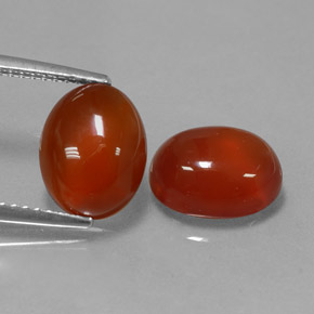 カラットの天然オレンジカーネリアン（10.3×8.1 mm・オーバルカット）