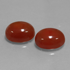 カラットの天然オレンジカーネリアン（10.1×7.9 mm・オーバルカット）