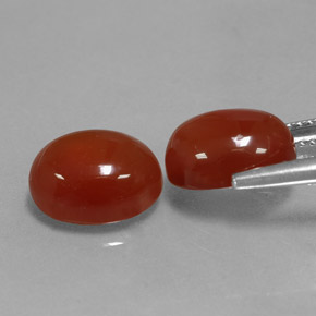 カラットの天然オレンジカーネリアン（10.1×7.9 mm・オーバルカット）
