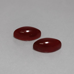 カラットの天然茶色がかった赤カーネリアン（12.1×6.2 mm・マーキス）