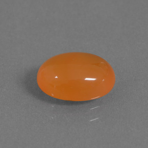1.89カラットの天然オレンジカーネリアン（9.2×7.3 mm・オーバルカット）