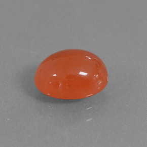 2.12カラットの天然オレンジカーネリアン（9×7.1 mm・オーバルカット）