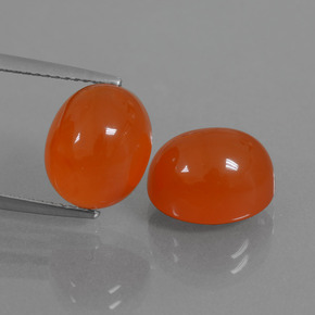 カラットの天然オレンジカーネリアン（11.1×9.1 mm・オーバルカット）