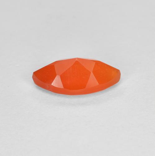 0.57カラットの天然ミディアムオレンジカーネリアン（8×4.1 mm・マーキス）