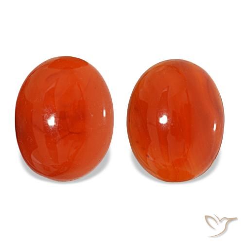 4.90カラットの天然アンバーオレンジカーネリアン（10.1×8 mm・オーバルカット）