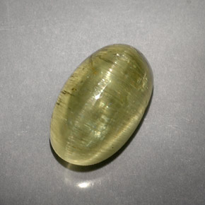 5.71カラットの天然イエローグリーンCat's Eye Apatite（12×7.3 mm・透明）