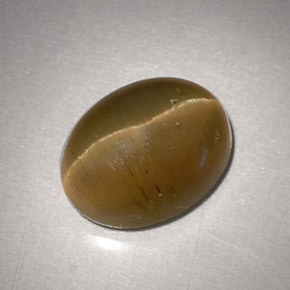 3.11カラットの天然緑がかったゴールドCat's Eye Apatite（9.2×7.1 mm・オーバルカット）
