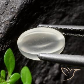 1.94カラットの天然ホワイトキャッツアイムーンストーン、オーバルカット、透明