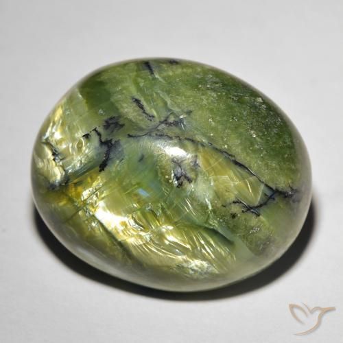 20.74カラットの天然アーシーグリーンCat's Eye Opal（20.6×16.8 mm・オーバルカット）