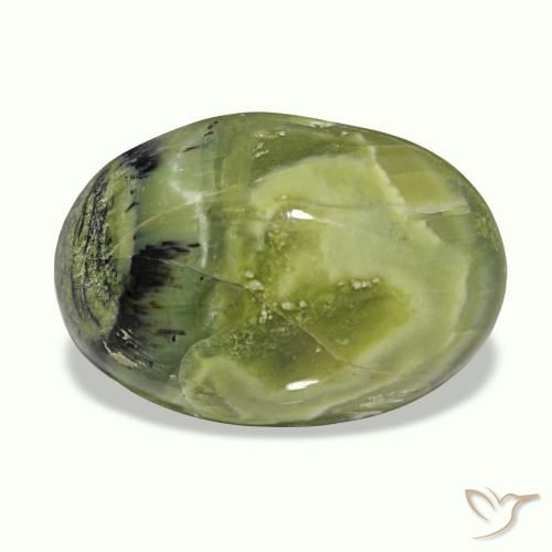 8.39カラットの天然マルチカラーCat's Eye Opal（17.2×12.1 mm・オーバルカット）
