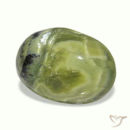 8.39カラットの天然マルチカラーCat's Eye Opal（17.2×12.1 mm・オーバルカット）